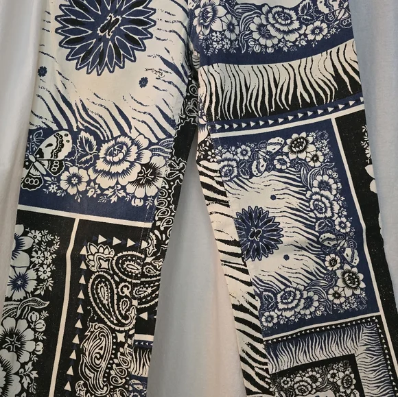 Very Rare Y2K Vintage Roberto Cavalli Bandana Print Jeans Sz M
